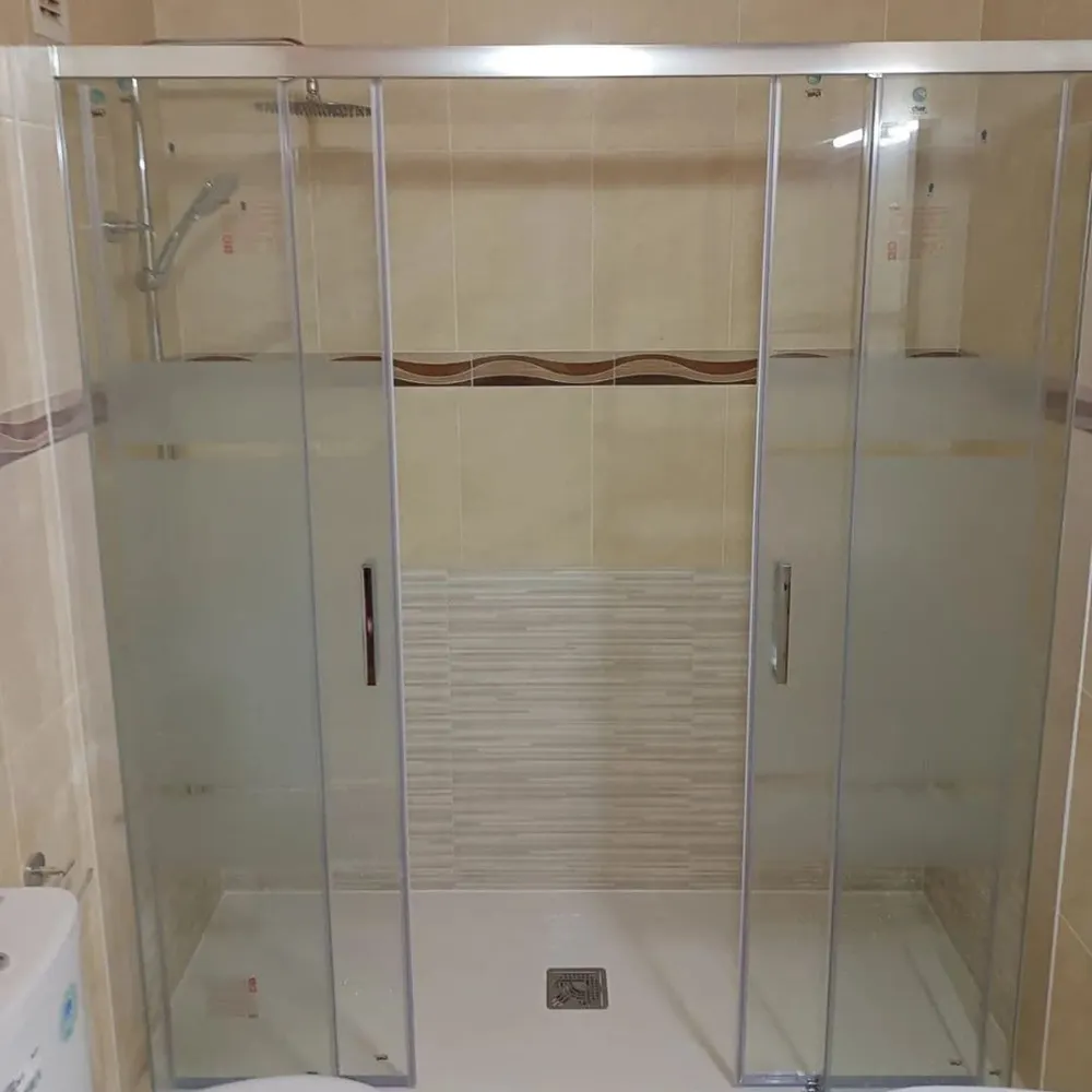 Bañera cambiada por pie de ducha en Ciudad Real